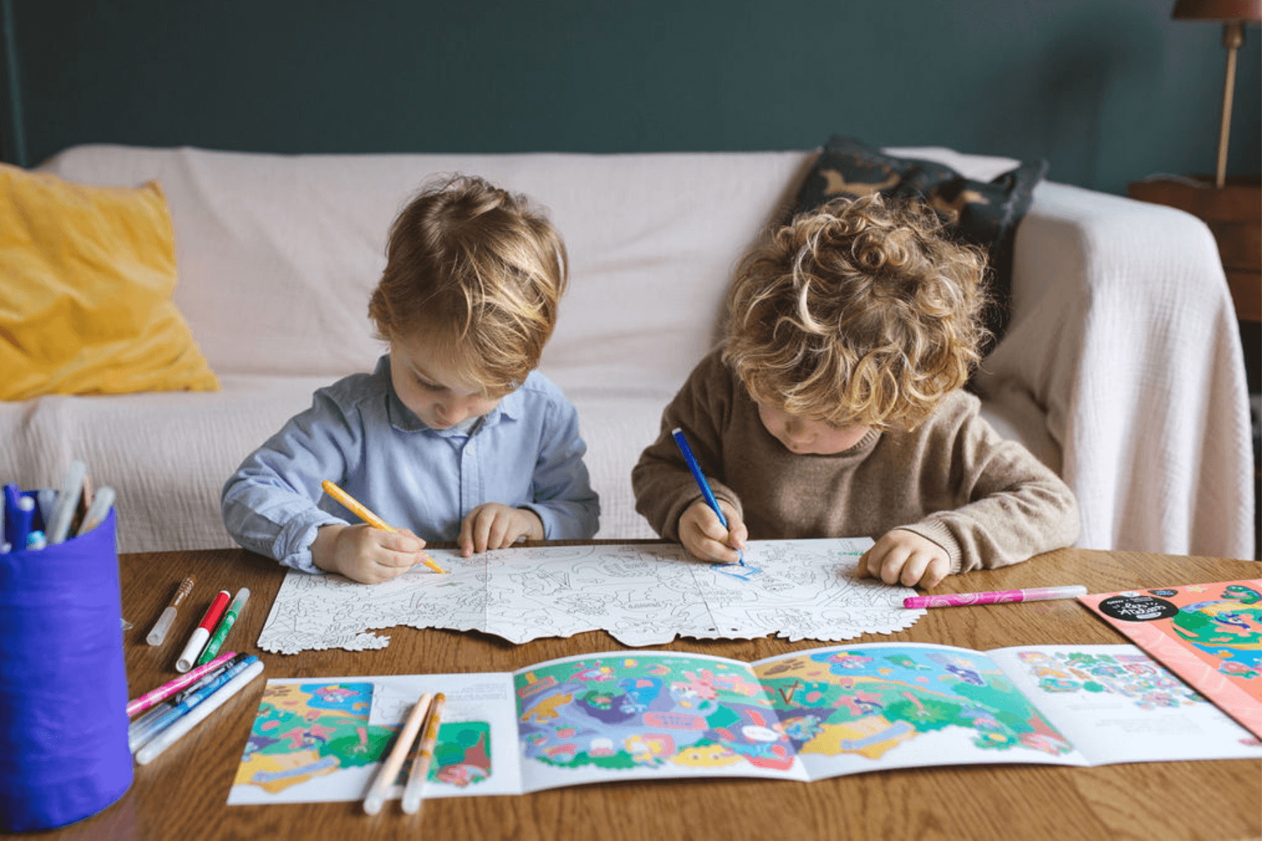 Frères, sœurs et tempêtes du quotidien : quand les albums jeunesse explorent les liens du sang avec humour et émotion